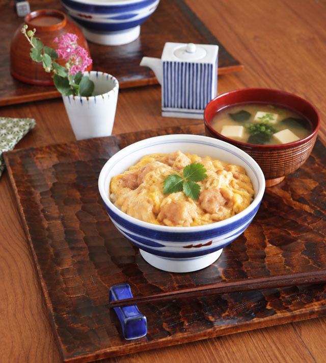 梅山窯 ごす巻横赤ぺん 小丼 親子丼盛り付けイメージ