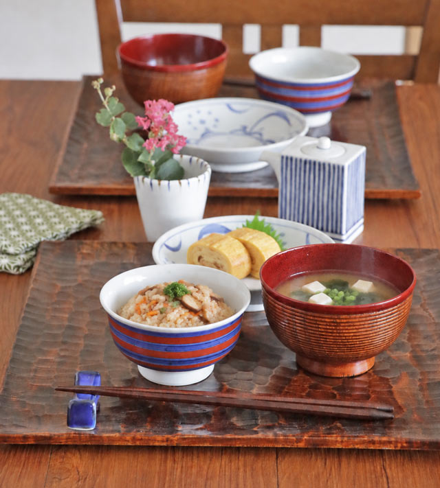 梅山窯 ごす巻赤巻 反鉢 炊き込みご飯盛り付けイメージ