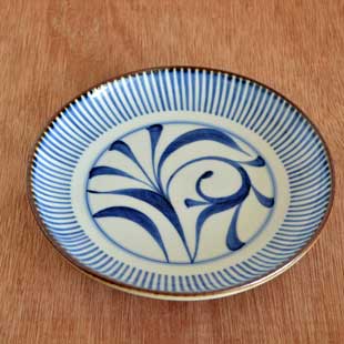 砥部焼の和食器 梅山窯の大皿 【砥部工房 からくさ】