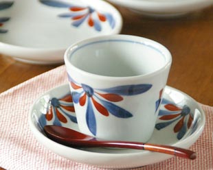 砥部焼の和食器 梅山窯の取皿 【砥部工房 からくさ】