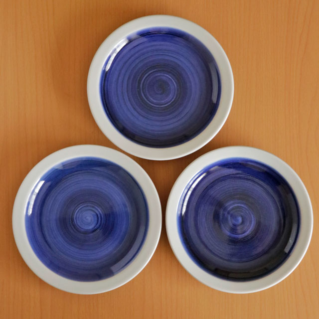 砥部焼の和食器 梅山窯の取皿 【砥部工房 からくさ】
