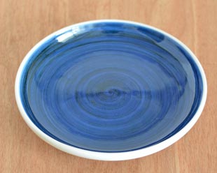 砥部焼・梅山窯　藍色の切立丸皿(6寸)