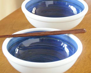 梅山窯　藍色の玉ぶち鉢（6寸）