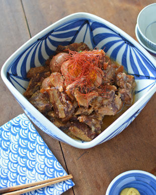 砥部焼の和食器 梅山窯の大鉢 【砥部工房 からくさ】