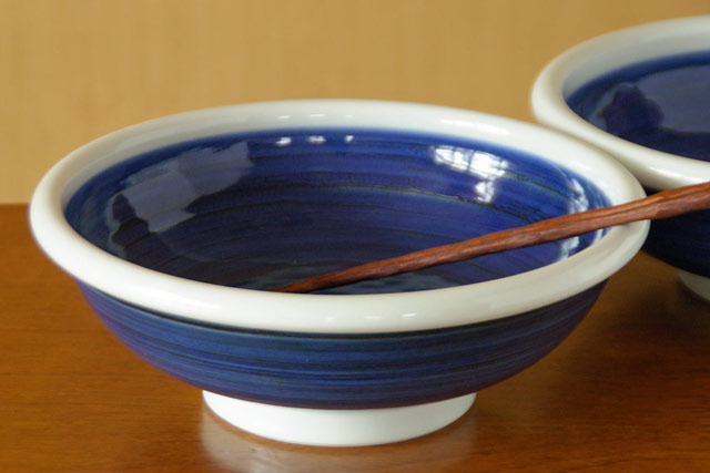 梅山窯　藍色の玉ぶち鉢(8寸)