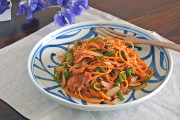 砥部焼の和食器 梅山窯の大皿 【砥部工房 からくさ】