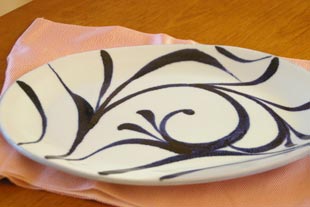 砥部焼の和食器 梅山窯の大皿 【砥部工房 からくさ】