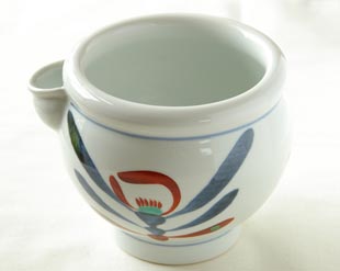 砥部焼　あか花のがら入れ