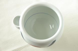 砥部焼　あか花のガラ入れを上から