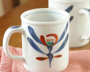 砥部焼の和食器 梅山窯のマグカップ 【砥部工房 からくさ】 砥部焼の和食器 梅山窯のマグカップ 【砥部工房 からくさ】