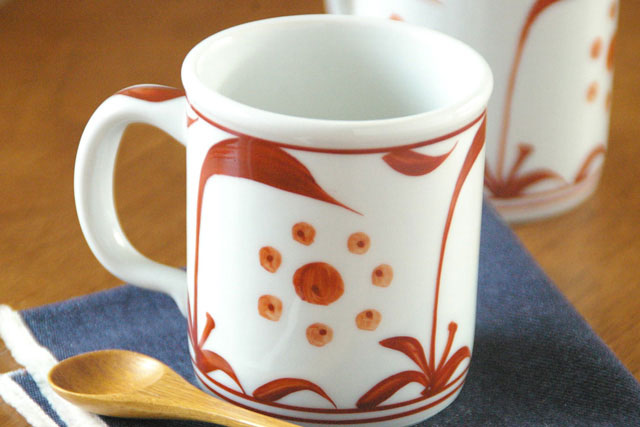 砥部焼　赤太陽のマグカップ