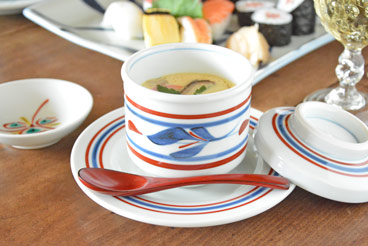 砥部焼　みつ葉の茶碗蒸し