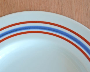 砥部焼・梅山窯　みつ葉の茶碗蒸しの受け皿