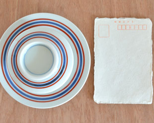 砥部焼・梅山窯　みつ葉の茶碗蒸しをはがきと比較して