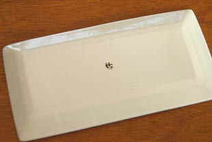 砥部焼の和食器 梅山窯の角皿 【砥部工房 からくさ】