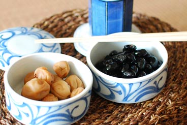 砥部焼　からくさの二段ふた物