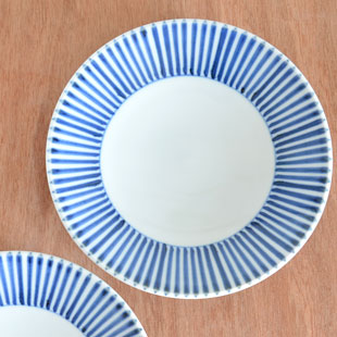 砥部焼・梅山窯　とくさ柄のコーヒーカップのソーサー