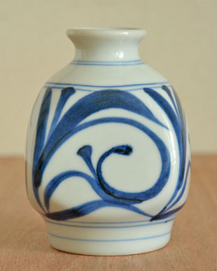 砥部焼　佐川製陶 青緑色 陶器製 花瓶台 ストライプ模様 砥部焼 佐川製陶 青緑色 陶器製 花瓶台 ストライプ模様 砥部焼 佐川