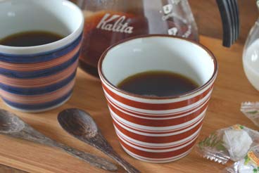 砥部焼　細赤線のそばちょこ