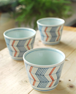 よろけ柄のそばちょこ