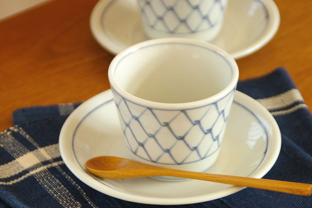 和食器・砥部焼　網目のそばちょこ