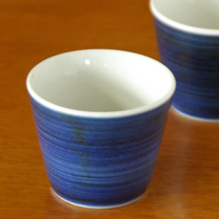 砥部焼・梅山窯　藍色のそばちょこ