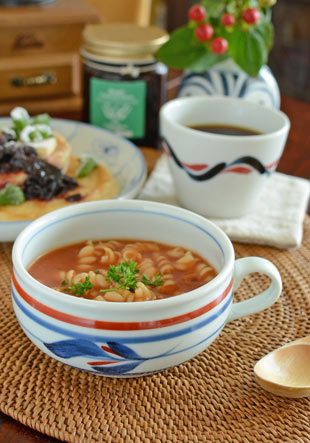 砥部焼の和食器 梅山窯のスープカップ 【砥部工房 からくさ】