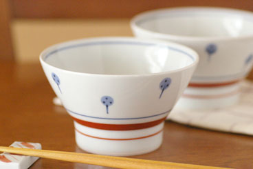 砥部焼の和食器 梅山窯の茶碗 【砥部工房 からくさ】