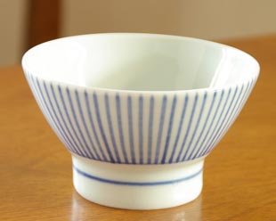 梅山窯　とくさ柄の茶碗(大）