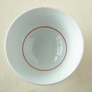 砥部焼　あか太陽の茶碗（小）上から見たところ