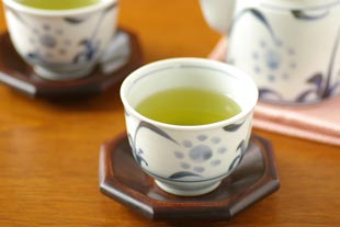 砥部焼・梅山窯　太陽柄の湯呑