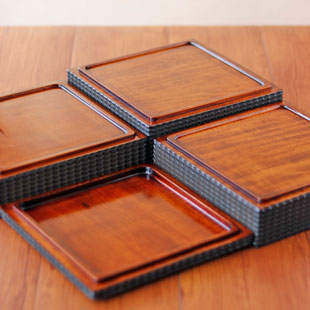 砥部焼の和食器 香川漆器の重箱 【砥部工房 からくさ】 砥部焼の和食器 香川漆器の重箱 【砥部工房 からくさ】