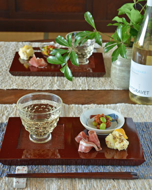 香川漆器　つむぎ後藤の銘々盆に前菜を盛って