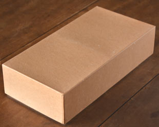 香川漆器　ハツリノミ彫の茶托の化粧箱