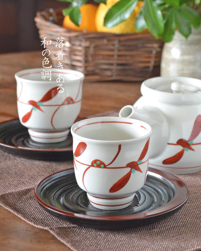 香川漆器　三日月朱の茶托