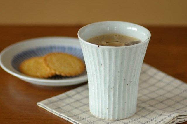 和食器・砥部焼　しのぎてフリーカップ（白）