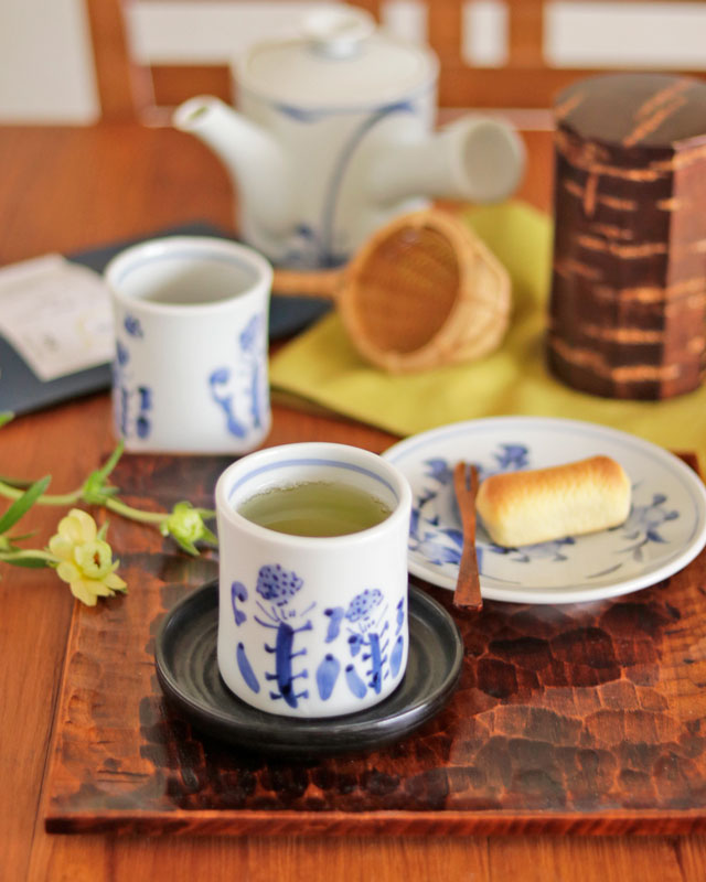 砥部焼の和食器 森陶房の湯呑 【砥部工房 からくさ】