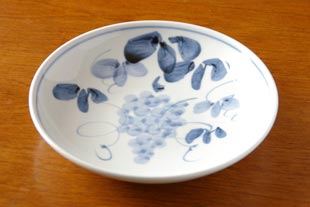 砥部焼・森陶房　ぶどうの大皿