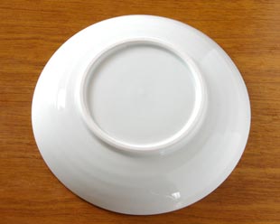 砥部焼・森陶房　大皿の底面