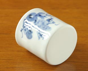 砥部焼・森陶房　ぶどうの筒湯のみ(小)