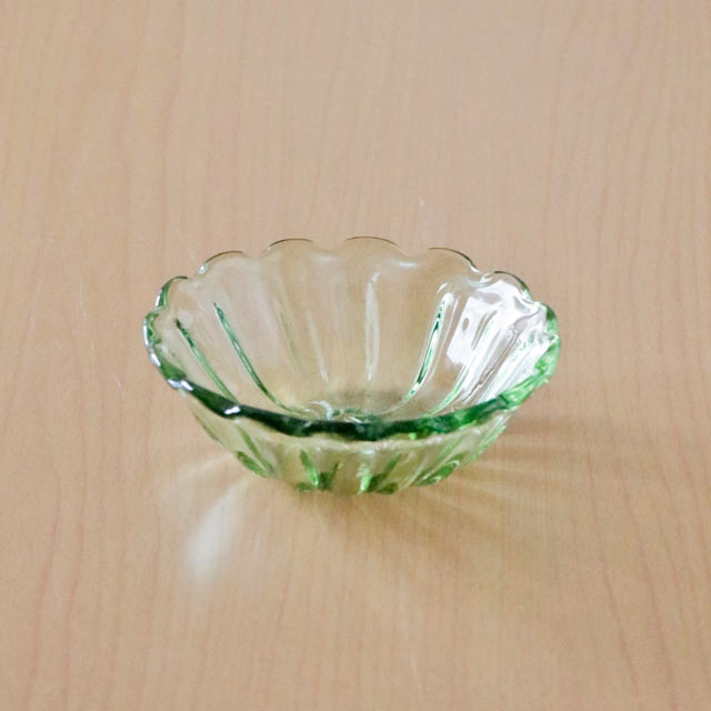 輪花小鉢(もえぎ)