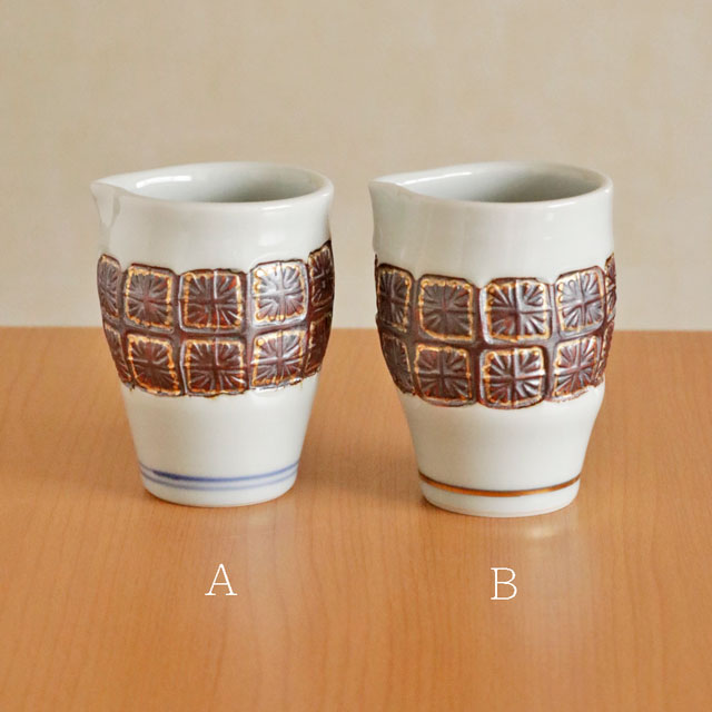 砥部焼の和食器 西岡工房の片口 【砥部工房 からくさ】