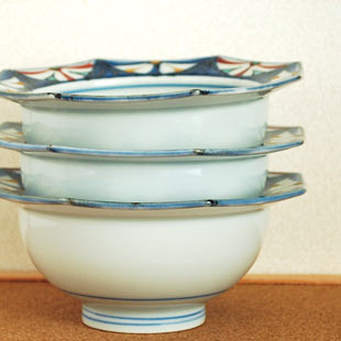 砥部焼　西岡工房　中鉢 砥部焼 西岡工房 中鉢（花朱絵）【和食器通販e-tobeyaki.com】