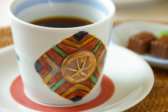 砥部焼　カップソーサー　やきしめ