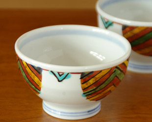 砥部焼・西岡工房　やしきめ柄の茶碗