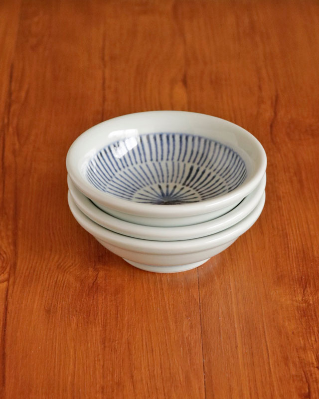 砥部焼の和食器 中田窯の小鉢 【砥部工房 からくさ】