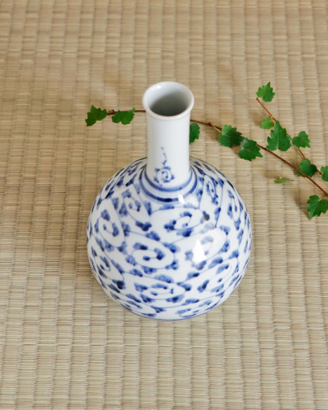 砥部焼の和食器 中田窯の花器【砥部工房 からくさ】 砥部焼の和食器 中田窯の花器【砥部工房 からくさ】