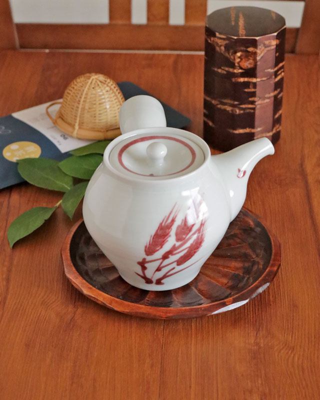 砥部焼の和食器 中田窯の急須 【砥部工房 からくさ】