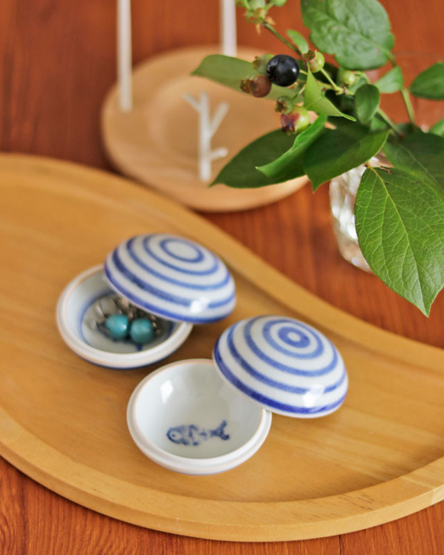 砥部焼の和食器 中田窯の蓋物【砥部工房 からくさ】