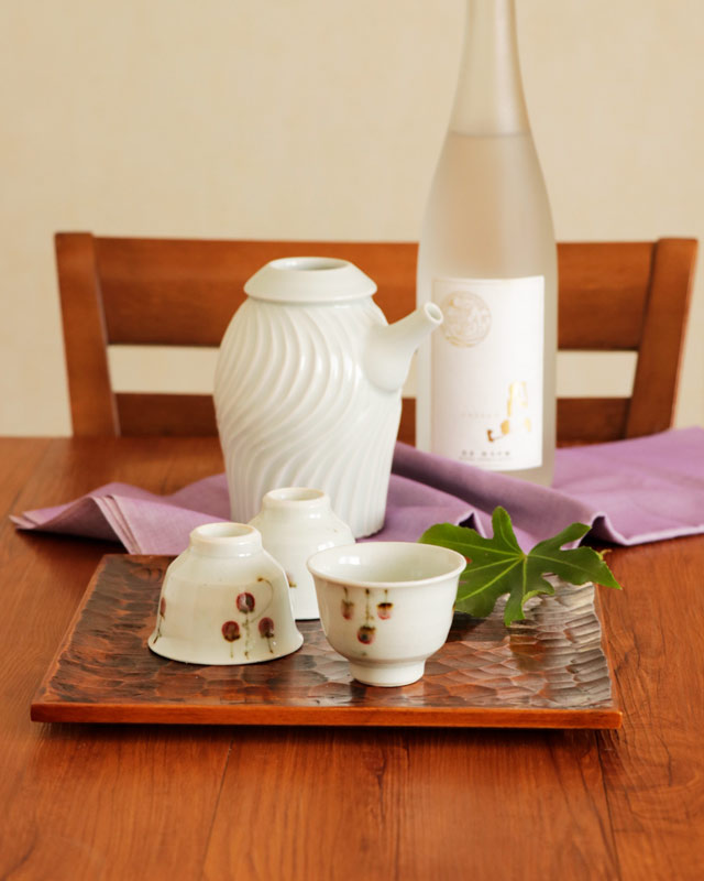 砥部焼の和食器 中田窯の酒器 【砥部工房 からくさ】